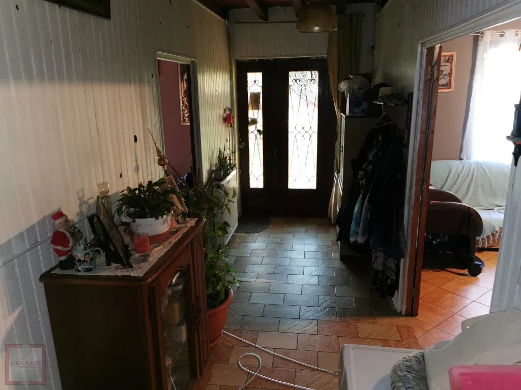 MAISON EN PIERRE ET SON FOUR A PAIN