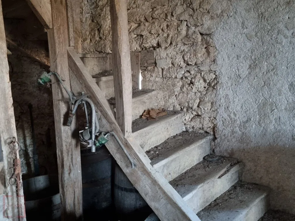 DEMEURE DE CARACTERE A RESTAURER