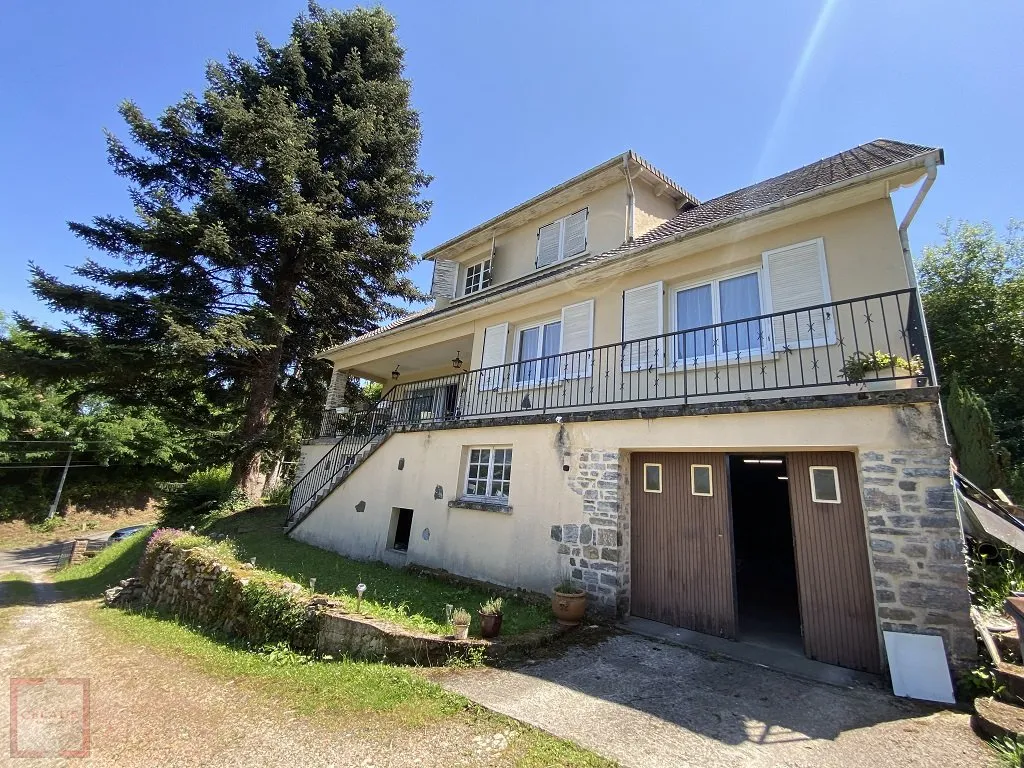 PAVILLON SUR SOUS-SOL AVEC TERRAIN