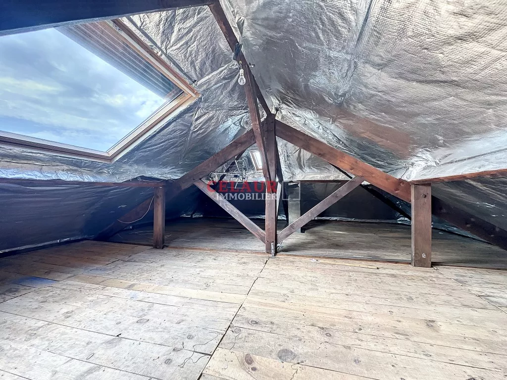 PAVILLON LOU&Eacute; SUR LES HAUTEURS DE TULLE AVEC JARDINET PLAT