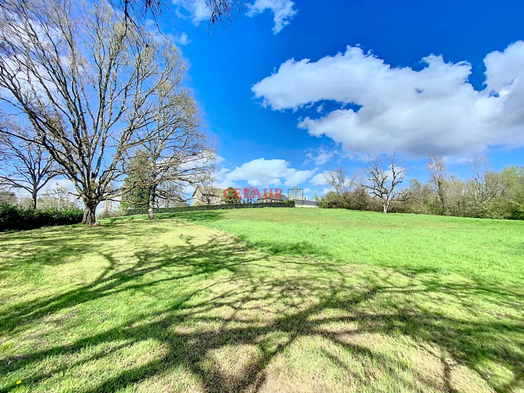 Terrain &agrave; b&acirc;tir