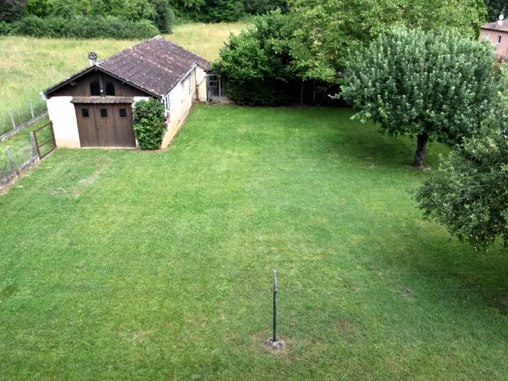 MAISON SUR SOUS-SOL ANNEES 70