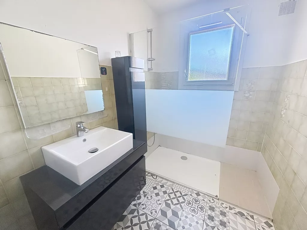 Maison de plain-pied &agrave; Meyssac