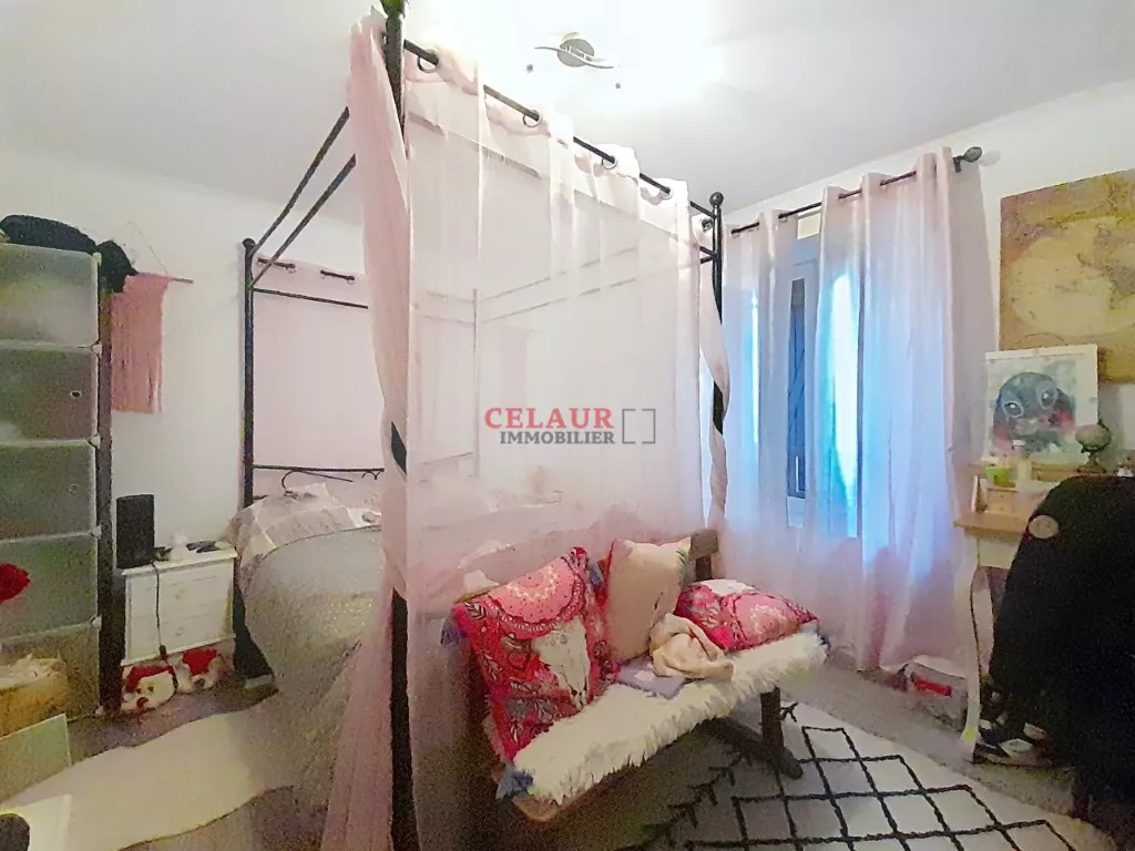 PROPRI&Eacute;T&Eacute; SUR PLUS D'UN HECTARE