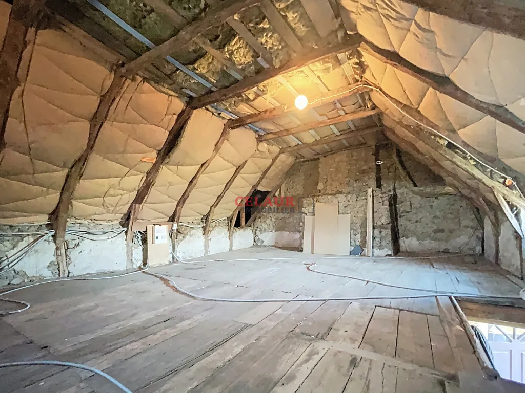 MAISON &Agrave; R&Eacute;NOVER AVEC VUE DEGAGEE &Agrave; LAGUENNE