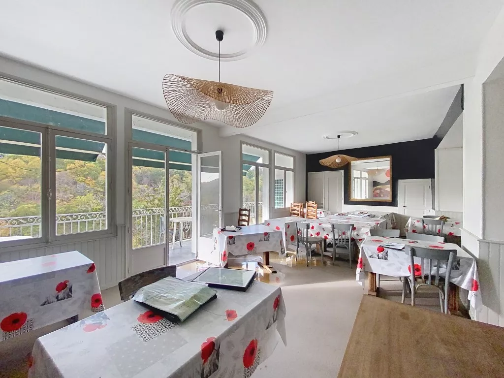 Maison d'exception &agrave; Uzerche