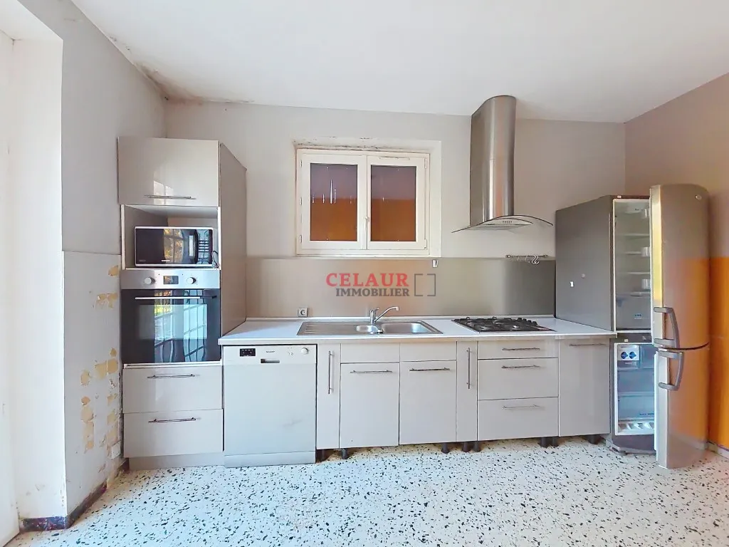 MAISON FAMILIALE