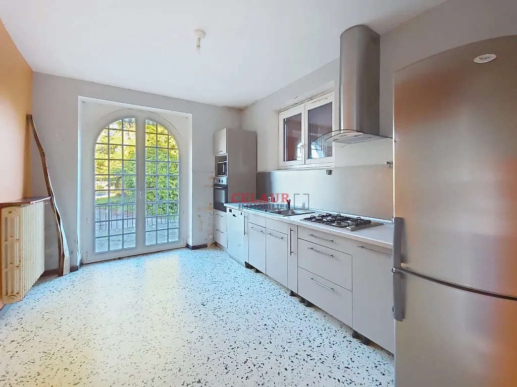 MAISON FAMILIALE