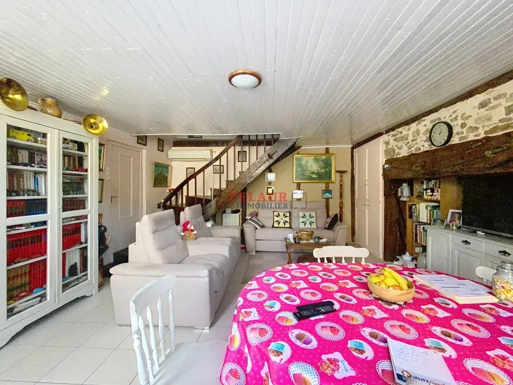 CHARMANTE MAISON DE BOURG