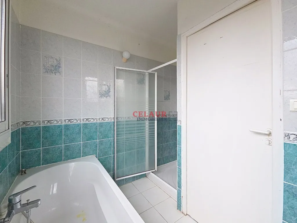 MAISON &Agrave; UZERCHE