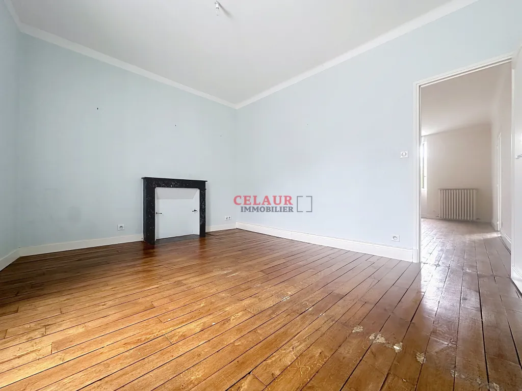 APPARTEMENT AVEC GARAGE ET JARDIN