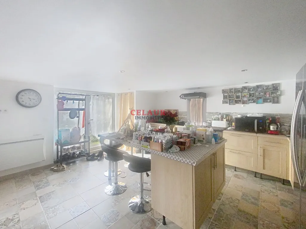 MAISON PIERRE A SALON LA TOUR