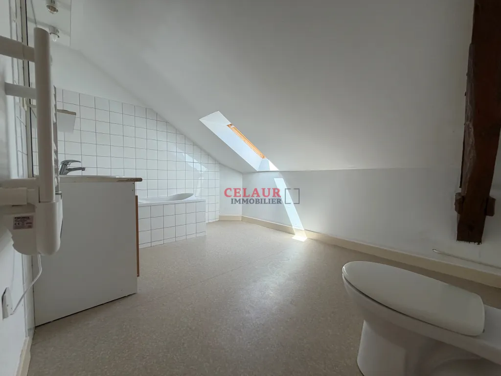 A LOUER Appartement T5 avec jardin