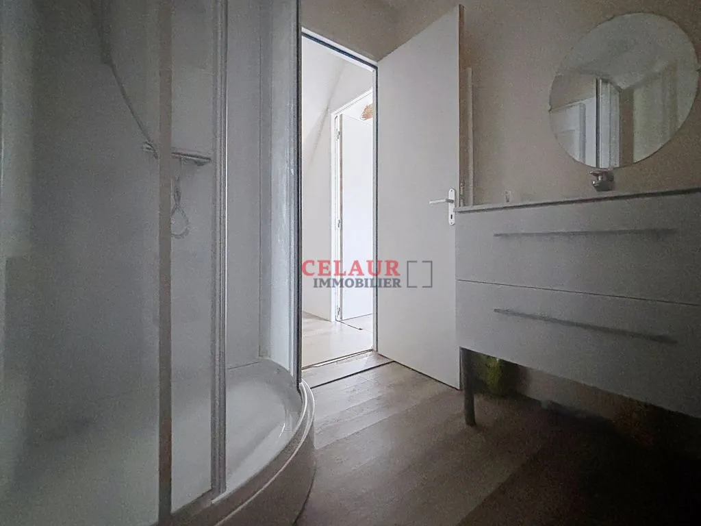 MAISON EN PIERRE RESTAUREE A 2 PAS DES COMMERCES