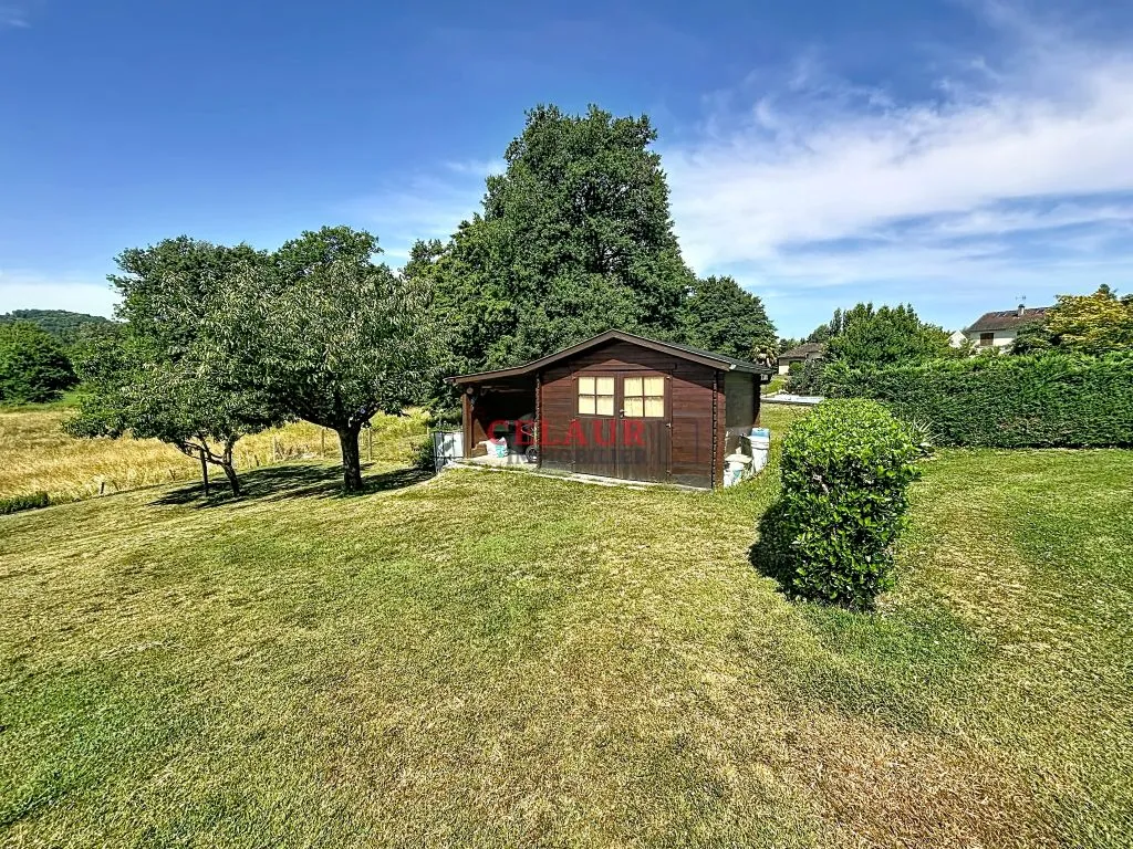 MAISON SUR SOUS-SOL SUR 1500 M&sup2; DE JARDIN A 5 MN DES COMMERCES
