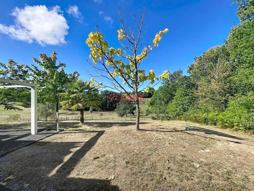 MAISON DE PLAIN PIED avec jolie vue sur la campagne